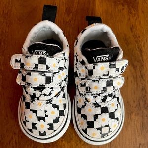 Vans Toddler Shoes Doheny Girl's V Flower Checkerboard Multi Skate Shoes. Size 5